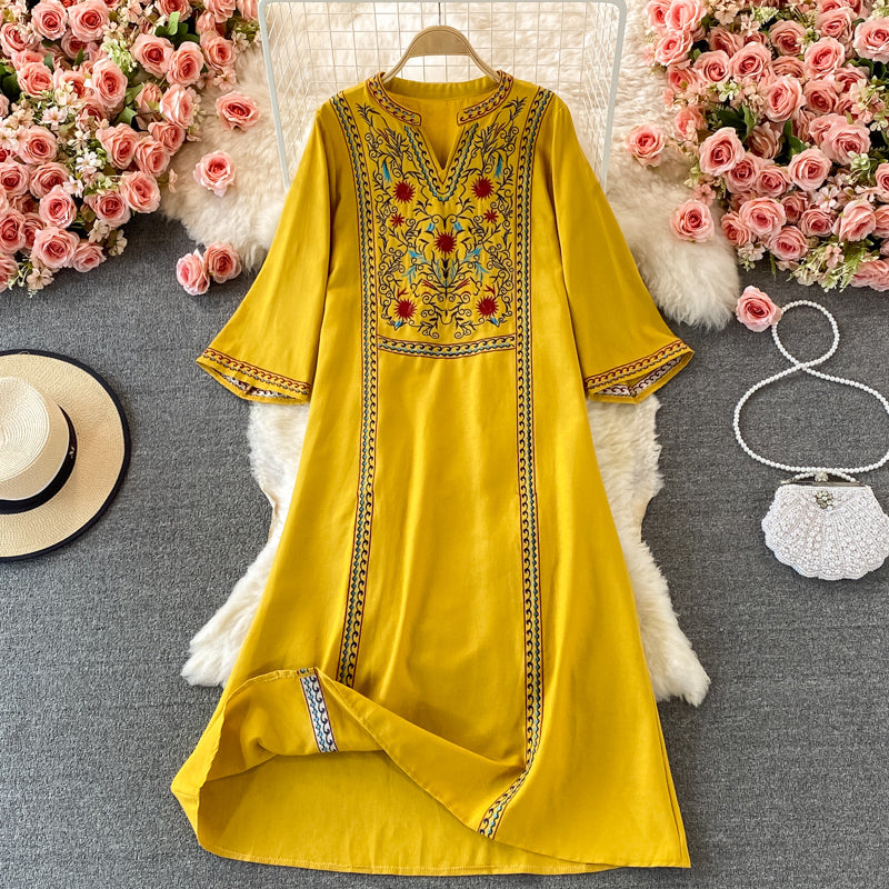 Women Embroidered Vintage V-Neck Dress