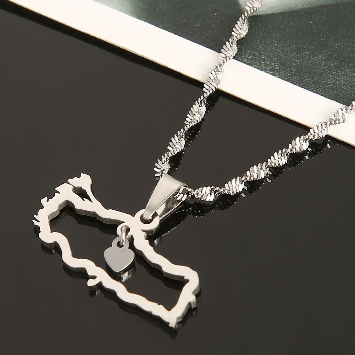 Unisex Turkey Map Flag Pendant Necklace