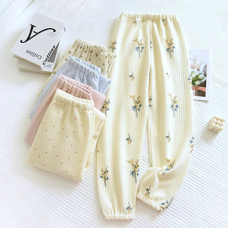 Women Floral Knitted Cotton Trousers