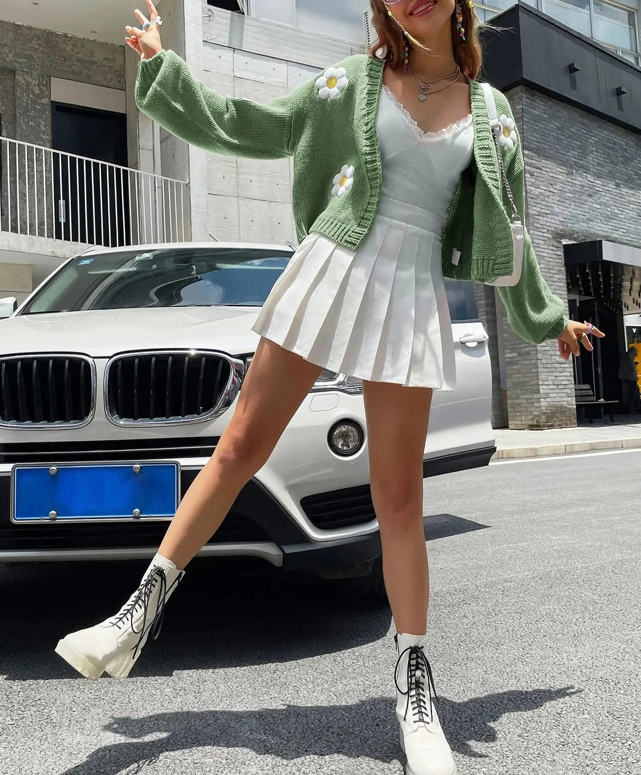 Women Floral Embroidery Knitted Cardigan