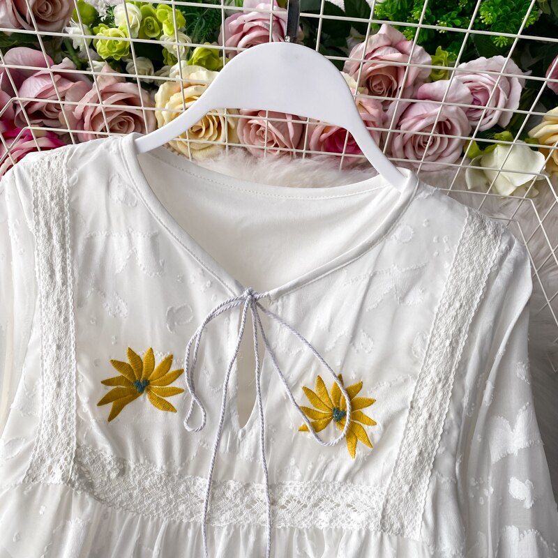 Women Chic Embroidered Vintage Dress