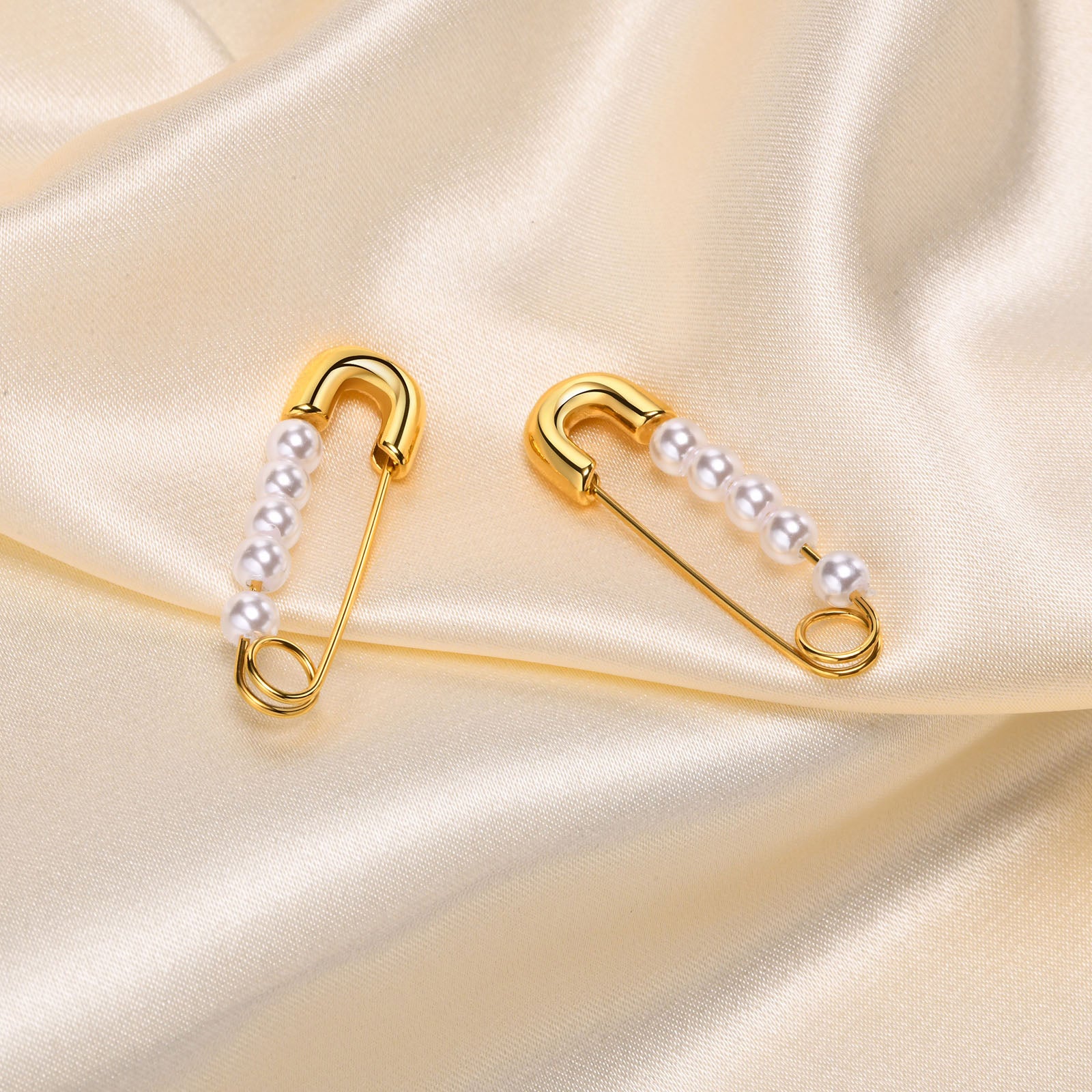 Women Gold Plated Pin Simulated Pearls Earrings