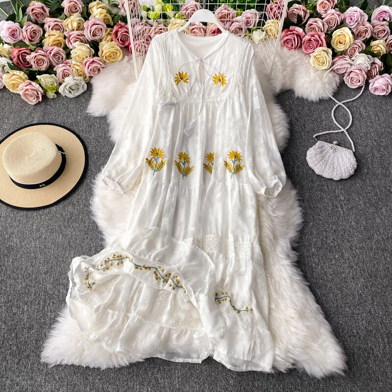 Women Chic Embroidered Vintage Dress