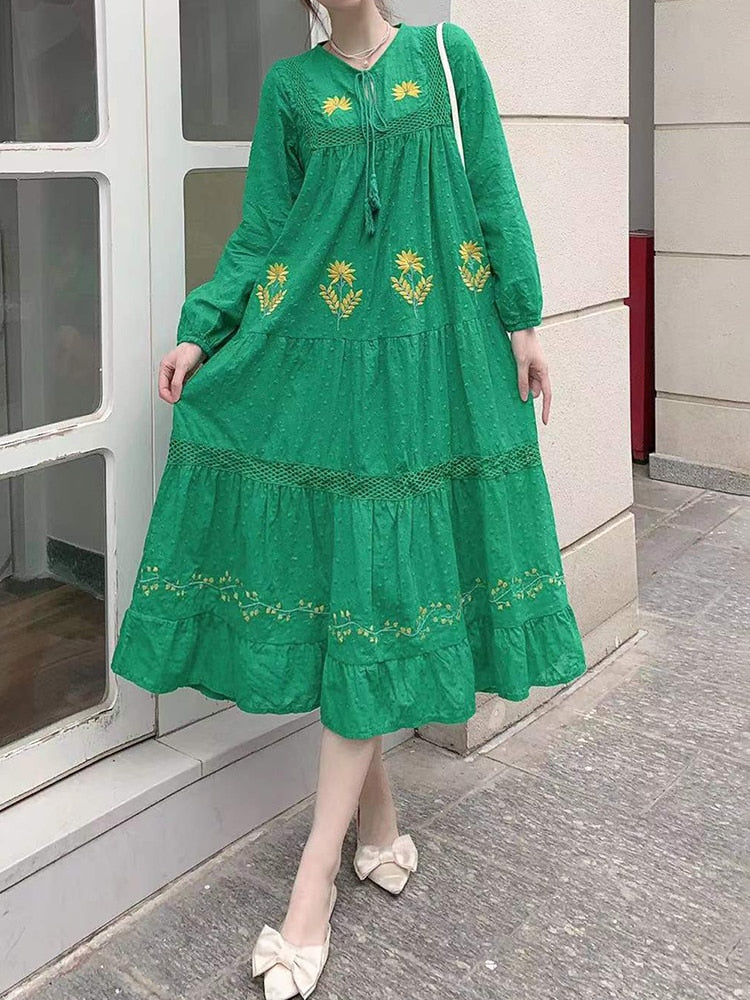 Women Retro Floral Embroidered Boho Midi Dress
