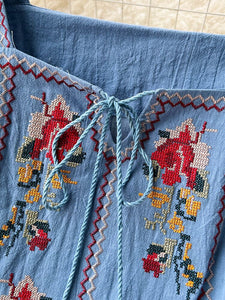 Women Retro Square Neck Embroidered Loose Dress