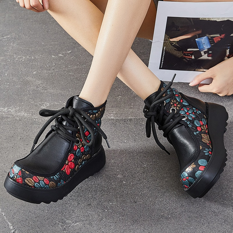 Women Genuine Leather Retro Lace-up Concise Boots