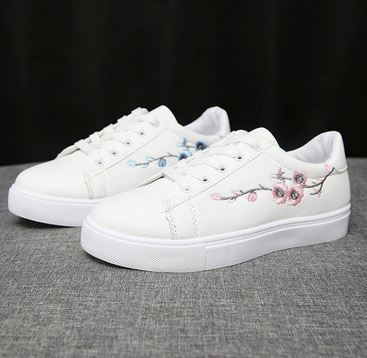 Women Embroidery Vulcanized Sneakers Shoes