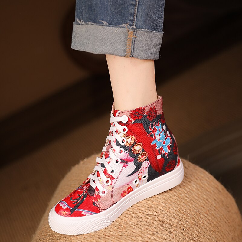Women Peking Face Round Toe Lace Up Canvas Shoes