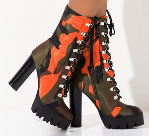 Women Camouflage Round Toe Block Lace Up Chunky Heel Boots