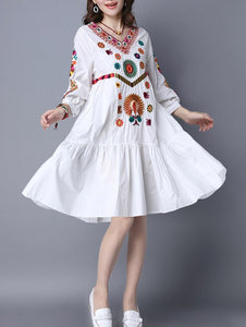 Women Vintage Bohemian Hippie Floral Embroidered Dress