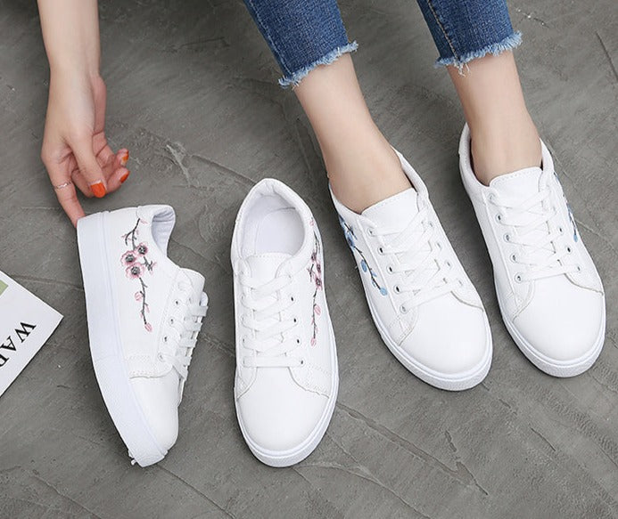 Women Embroidery Vulcanized Sneakers Shoes