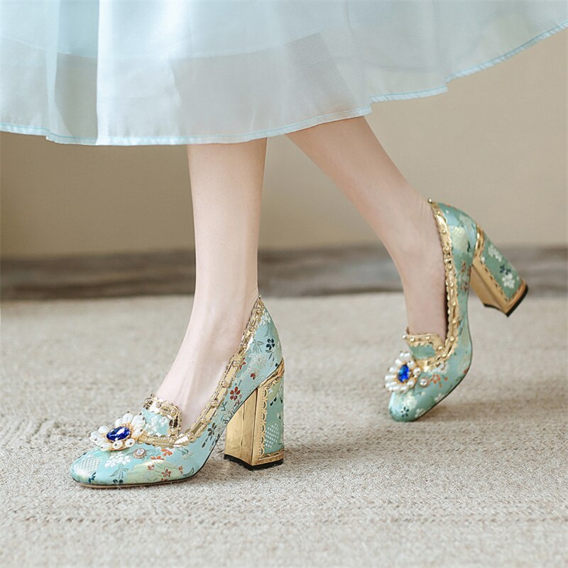 Women Floral Embroidery Crystal Slip On Shoes