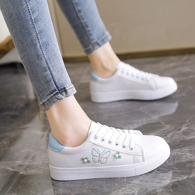 Women Vulcanized Sneakers Lace Up Casual Shoes