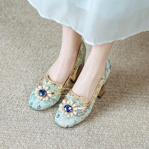 Women Floral Embroidery Crystal Slip On Shoes