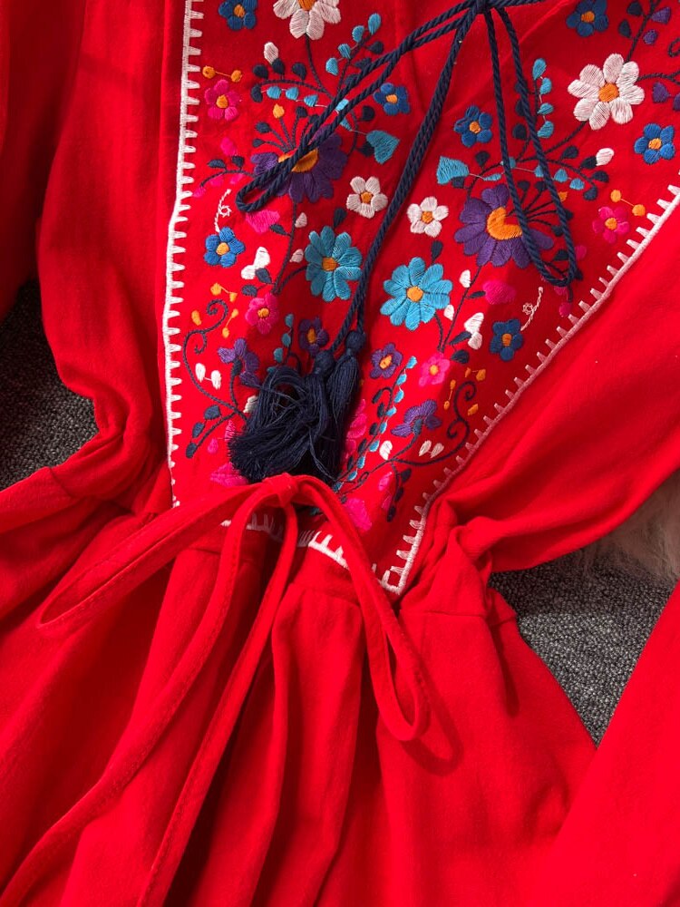 Women Retro Embroidered Slim Lantern Sleeves Dress