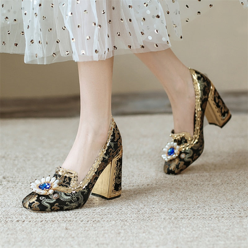 Women Floral Embroidery Crystal Slip On Shoes