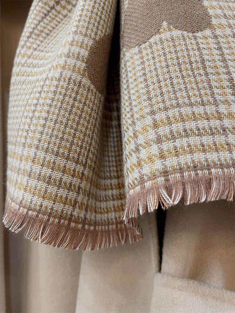 Women Cashmere Knitted Heart Plaid Scarf
