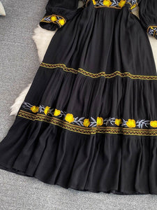 Women Bohemian Retro Embroidery Dress
