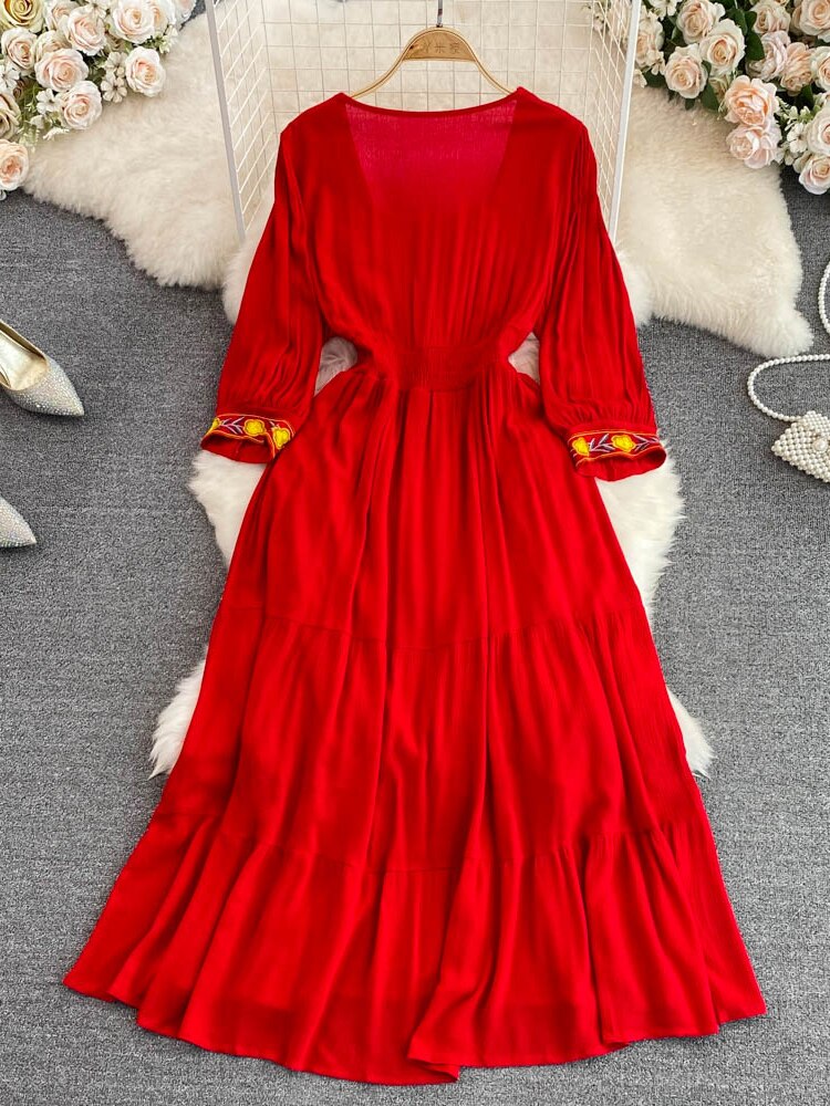 Women Bohemian Retro Embroidery Dress
