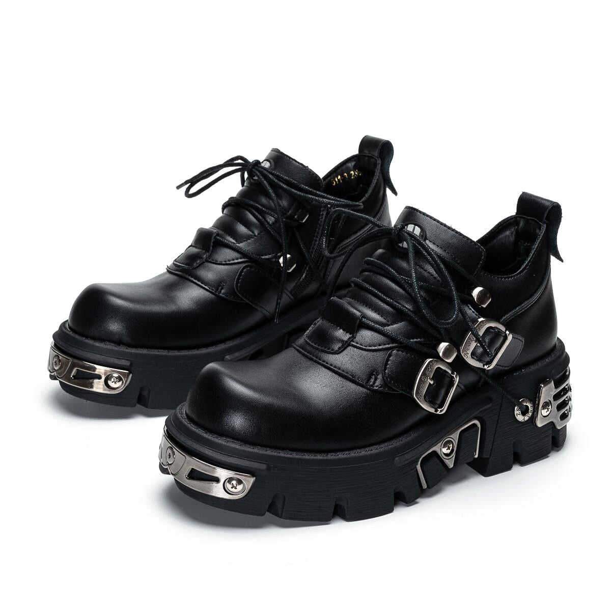 Women Vintage Leather Gothic Flame Carved Rock Shoes