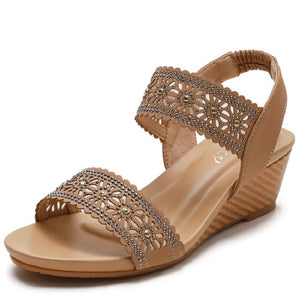 Women Open Toe Rivets Mid-Heeled Wedges Sandals