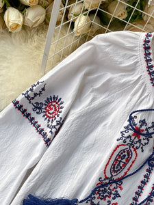 Women Retro Embroidery Tassel Lace Puff Sleeve Blouse