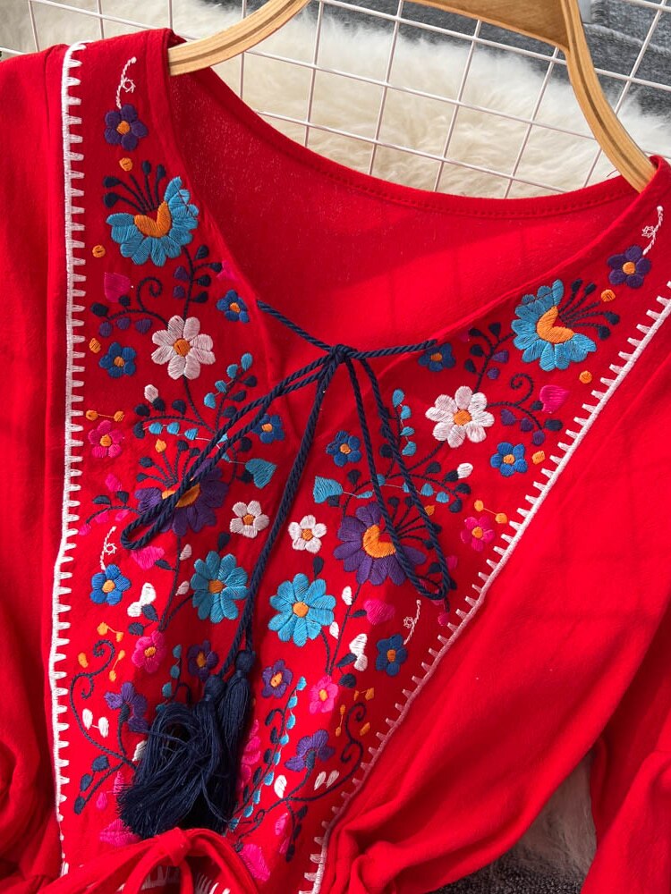 Women Retro Embroidered Slim Lantern Sleeves Dress