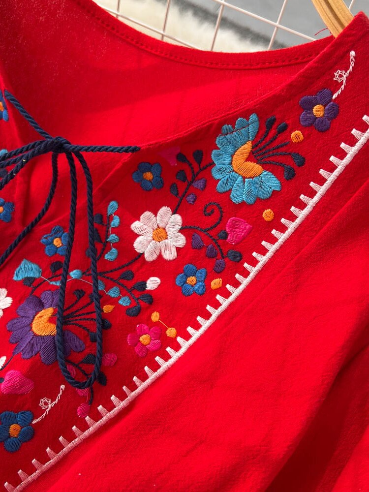Women Retro Embroidered Slim Lantern Sleeves Dress