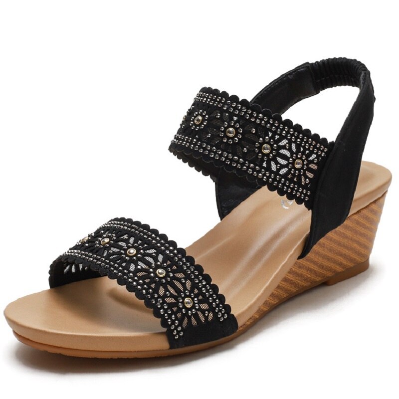 Women Open Toe Rivets Mid-Heeled Wedges Sandals