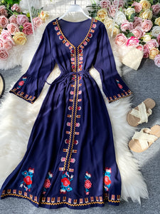 Women Bohemian Ethnic Retro Embroidered Dress