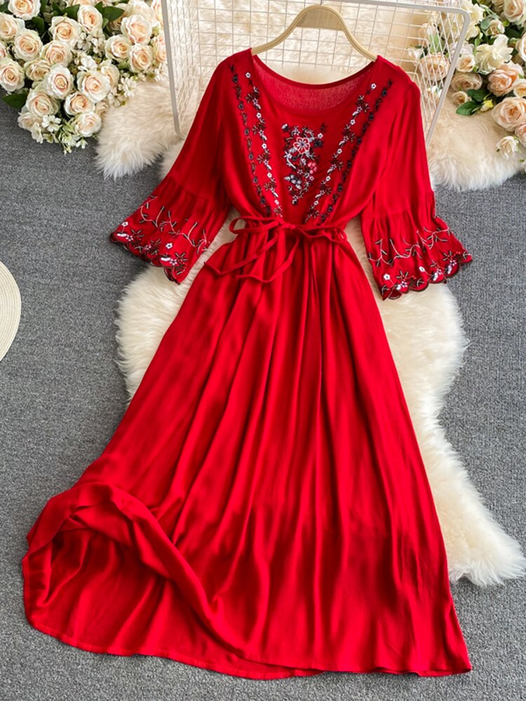 Women Embroidered Bohemian Ethnic Style Cotton Linen Dress