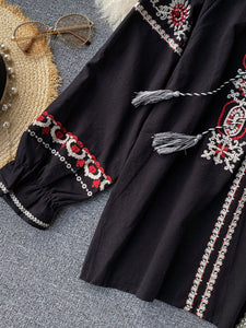 Women Retro Embroidery Tassel Lace Puff Sleeve Blouse