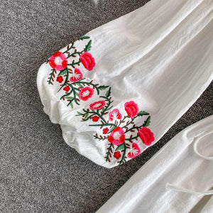 Women Retro Embroidery Tassel Lace Cotton Linen Vestidos V-neck Puff Sleeve Dress